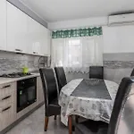 Διαμέρισμα 2 Bedroom Stunning In Ριέκα