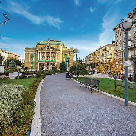 2 Bedroom Stunning In * Ριέκα