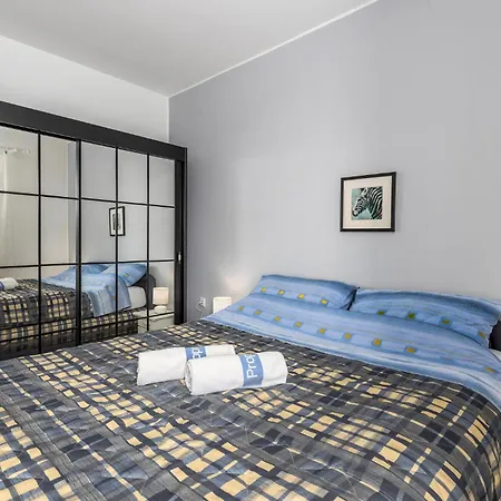 Апартаменты 2 Bedroom Stunning In