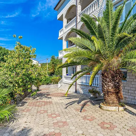 Апартаменты 2 Bedroom Stunning In Риека
