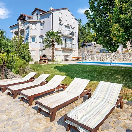 2 Bedroom Stunning In Апартаменты